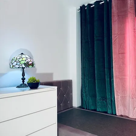 Palm Garden * تورّيفيِخا